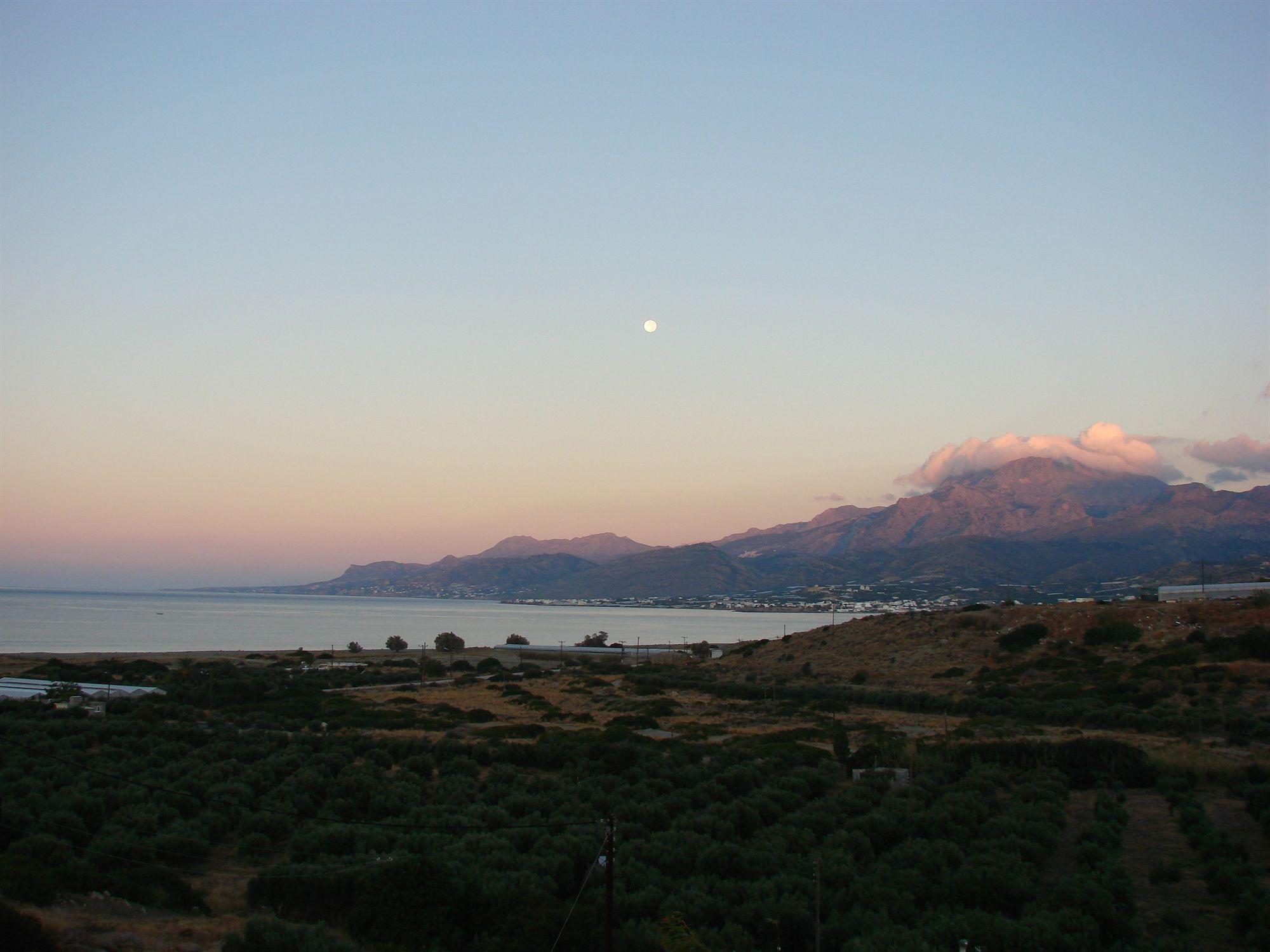 Ville Du Soleil - Exclusive Homes With Rustic Charm And Sensational Views Of The Mediterranean Sea Makrýgialos Exteriör bild