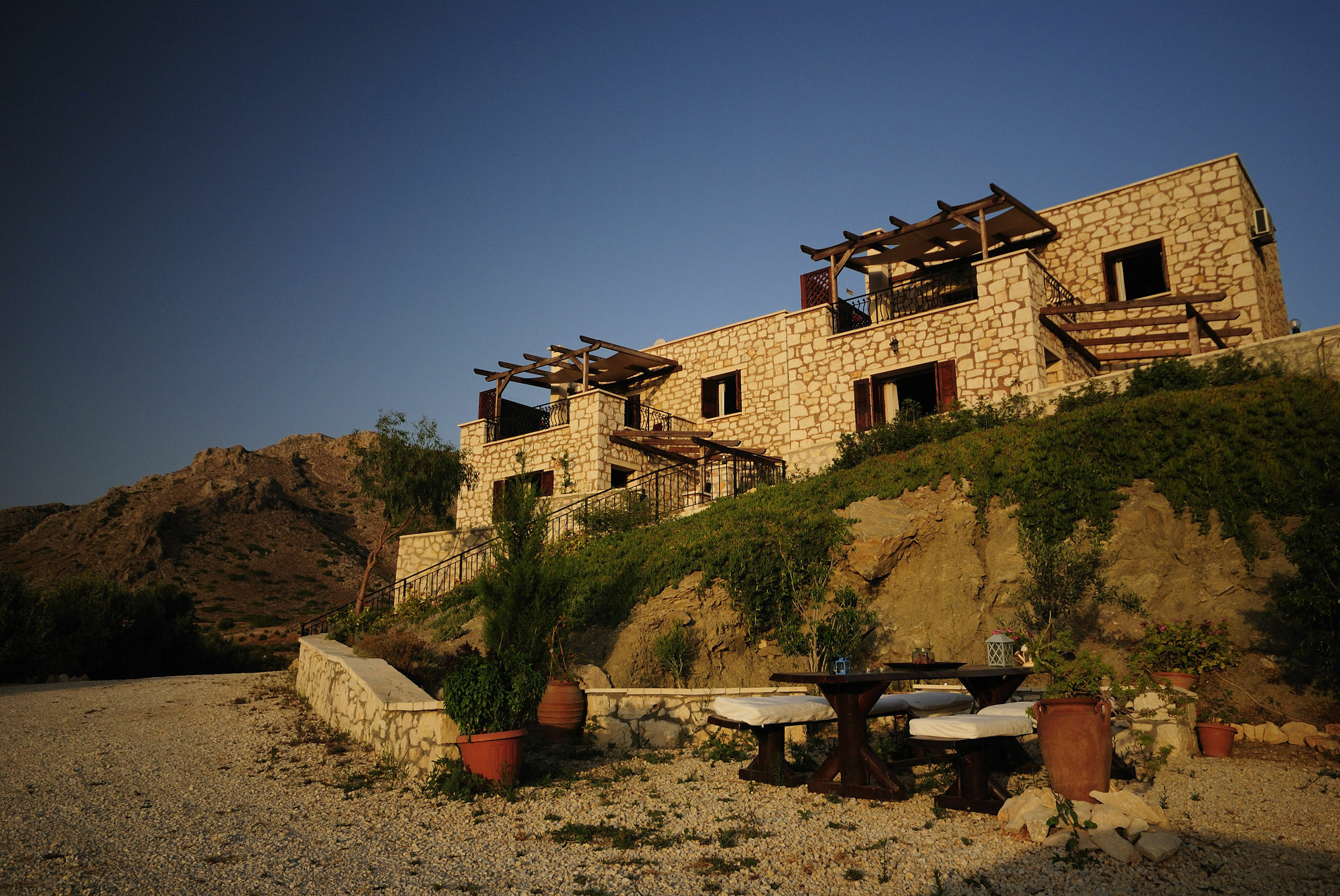 Ville Du Soleil - Exclusive Homes With Rustic Charm And Sensational Views Of The Mediterranean Sea Makrýgialos Exteriör bild