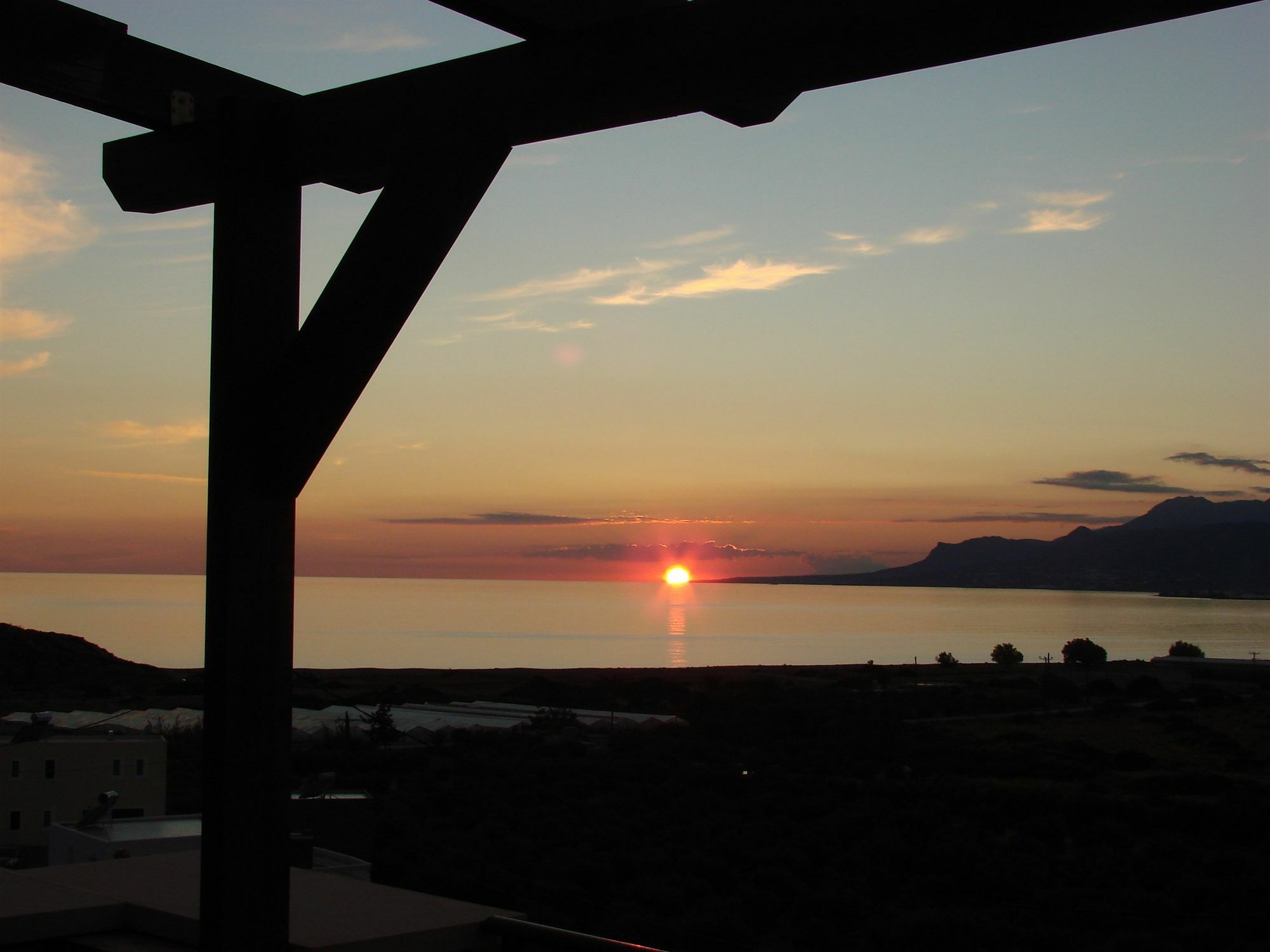 Ville Du Soleil - Exclusive Homes With Rustic Charm And Sensational Views Of The Mediterranean Sea Makrýgialos Exteriör bild