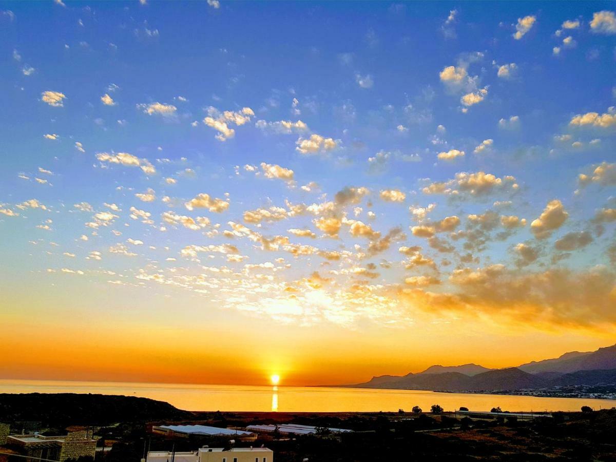 Ville Du Soleil - Exclusive Homes With Rustic Charm And Sensational Views Of The Mediterranean Sea Makrýgialos Exteriör bild