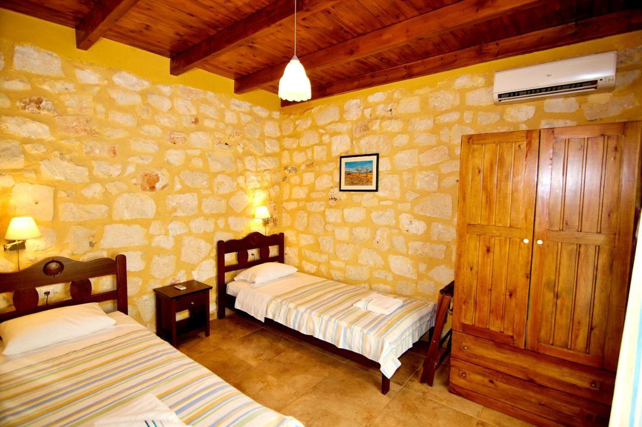 Ville Du Soleil - Exclusive Homes With Rustic Charm And Sensational Views Of The Mediterranean Sea Makrýgialos Exteriör bild